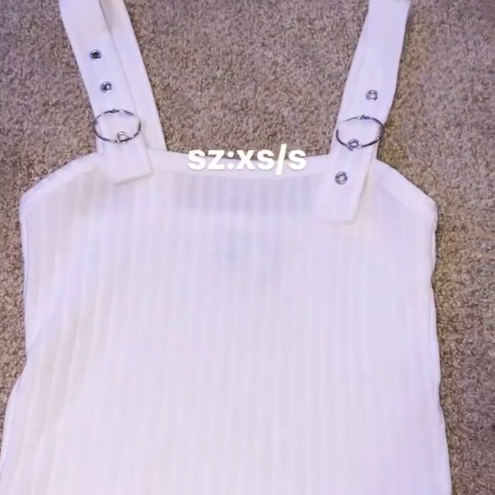 Hollister cropped top